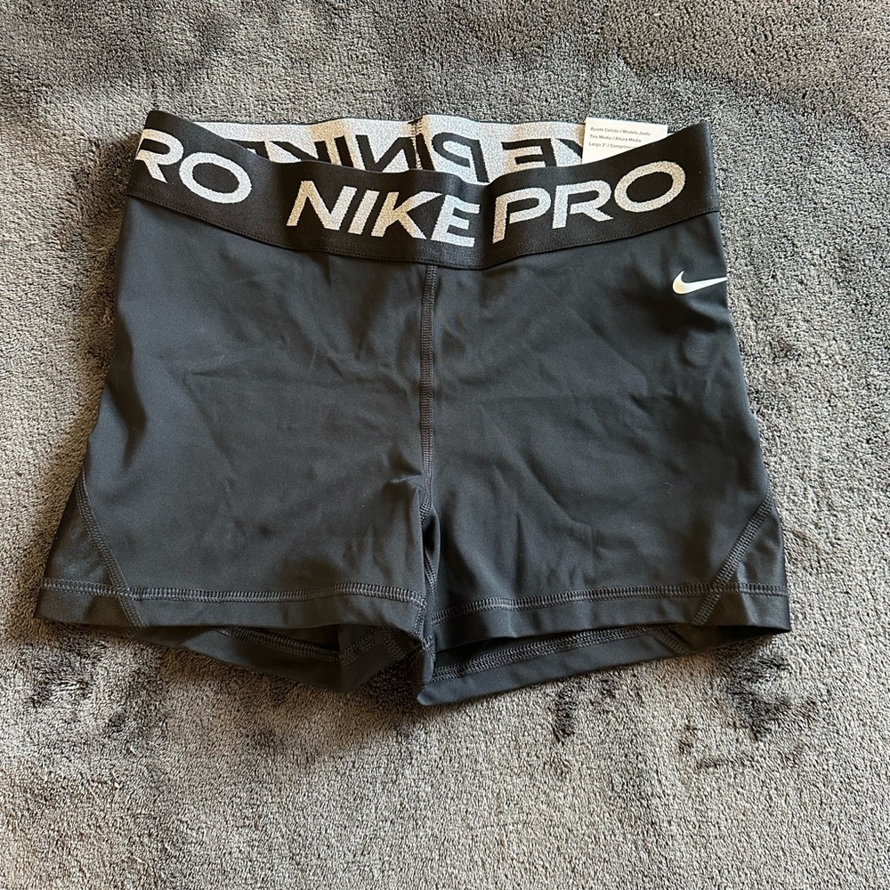 Nike Pro Women's Black Shorts